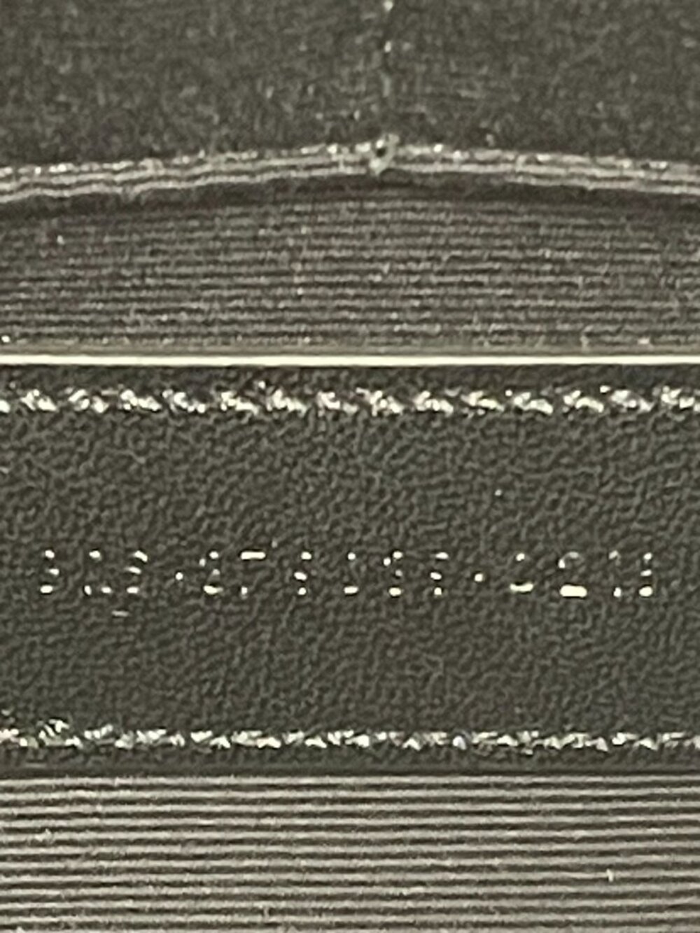 Saint Laurent Classic Monogram Wristlet Pouch Matelasse Chevron Leather-Preowned - Picture 4 of 13